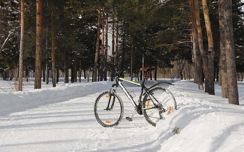 bike na sněhu