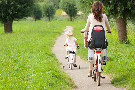 Každé dítě by mělo znát základní pravidla cyklistiky, znáte je i vy?