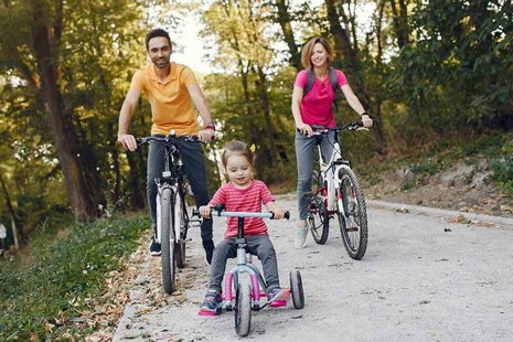 Cyklistické tipy pro rodiny: Jak zábavně trávit čas na kole se svými dětmi