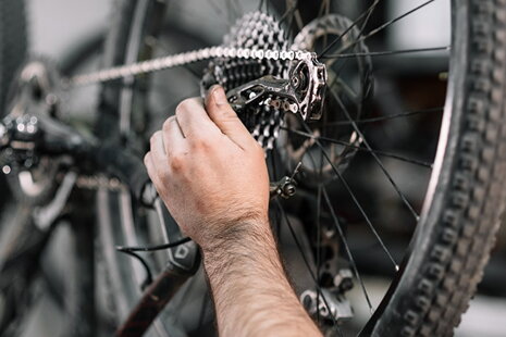 Pomůžeme vám správně vyjmout řetěz na kolo